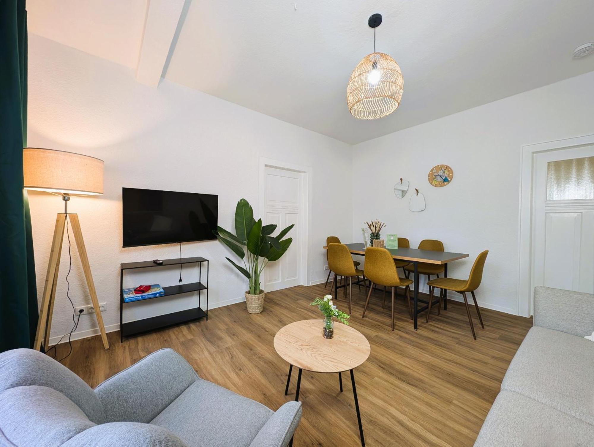 Bohnapartments - Topfmarkt Xxl Suiten - Neu In Top Zentrumslage, Vollausstattung, Wlan, Parkplaetze Ильменау Экстерьер фото