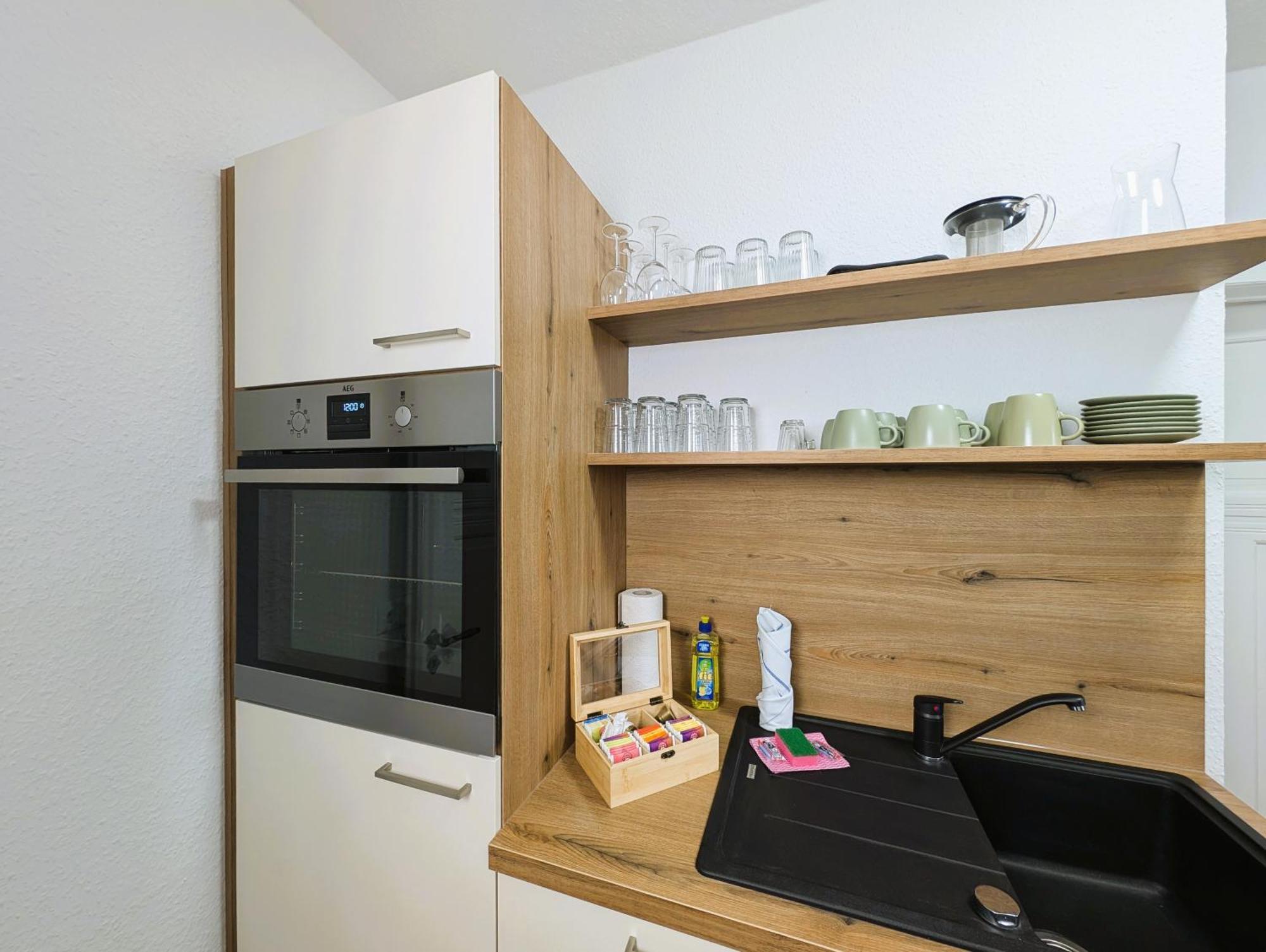 Bohnapartments - Topfmarkt Xxl Suiten - Neu In Top Zentrumslage, Vollausstattung, Wlan, Parkplaetze Ильменау Экстерьер фото