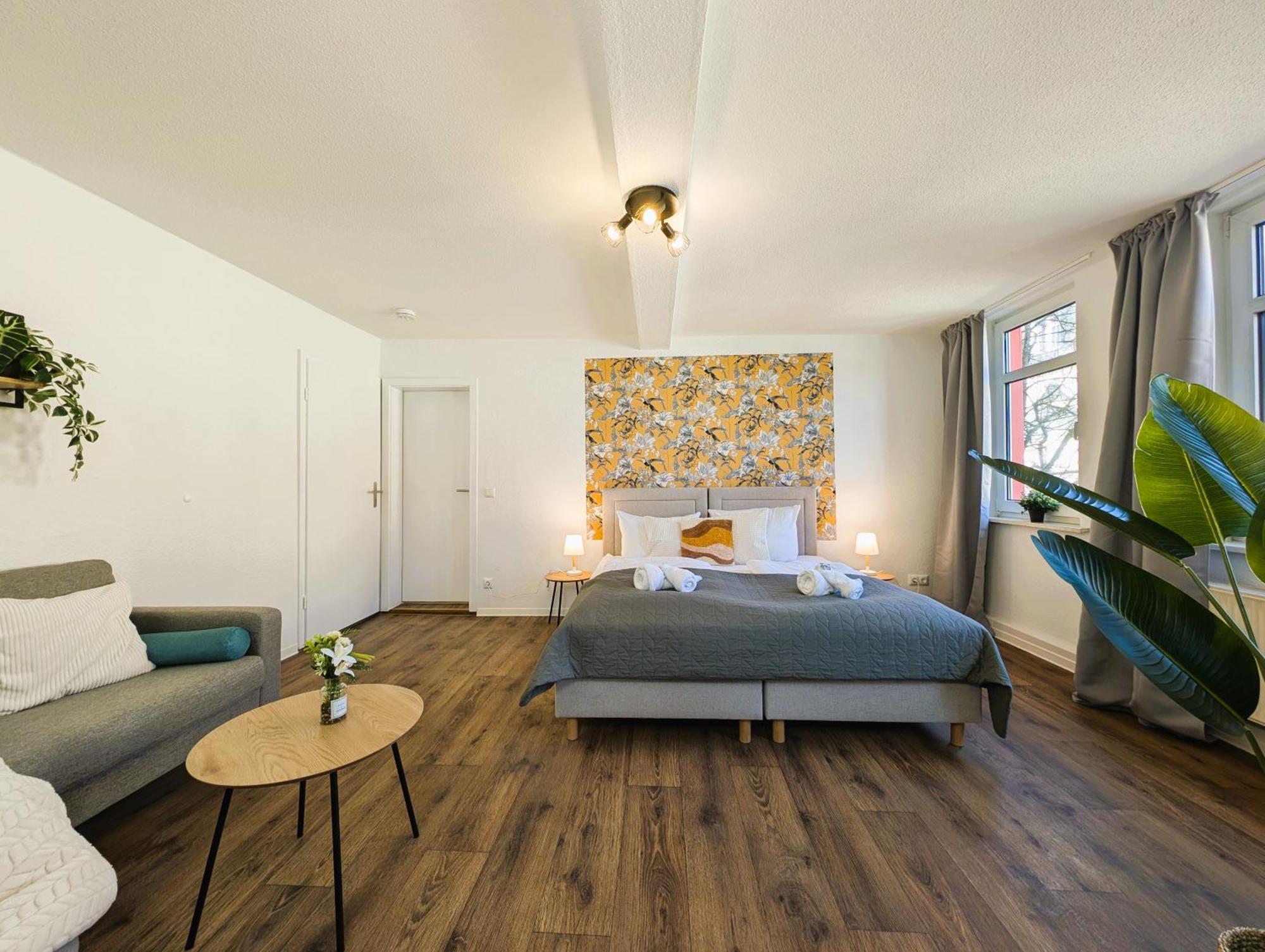 Bohnapartments - Topfmarkt Xxl Suiten - Neu In Top Zentrumslage, Vollausstattung, Wlan, Parkplaetze Ильменау Экстерьер фото