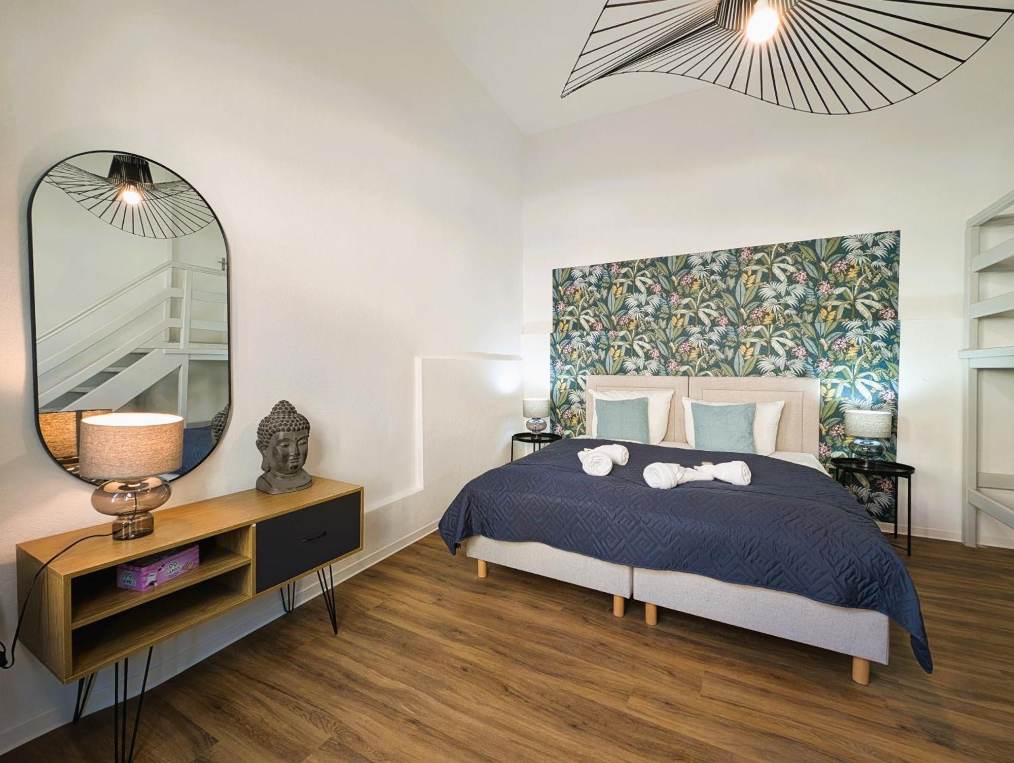 Bohnapartments - Topfmarkt Xxl Suiten - Neu In Top Zentrumslage, Vollausstattung, Wlan, Parkplaetze Ильменау Экстерьер фото