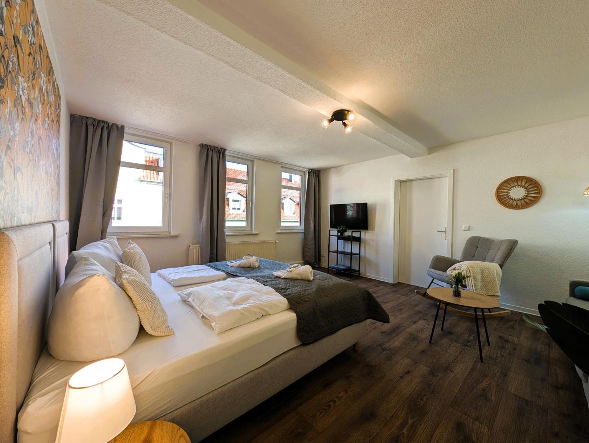 Bohnapartments - Topfmarkt Xxl Suiten - Neu In Top Zentrumslage, Vollausstattung, Wlan, Parkplaetze Ильменау Экстерьер фото