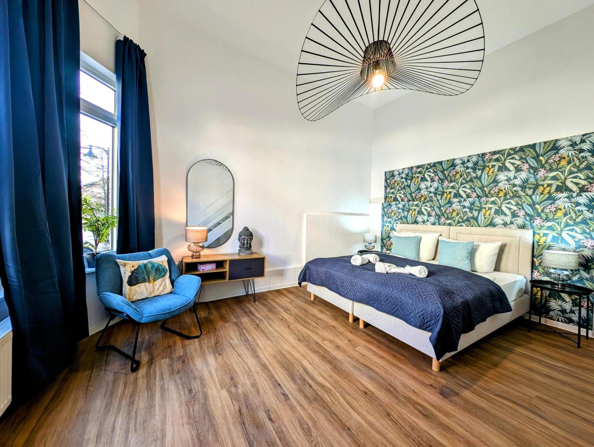 Bohnapartments - Topfmarkt Xxl Suiten - Neu In Top Zentrumslage, Vollausstattung, Wlan, Parkplaetze Ильменау Экстерьер фото